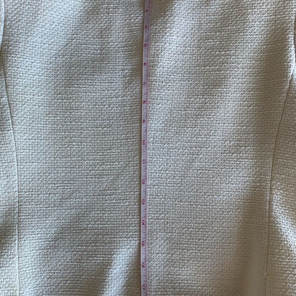 Women suit jacket. - Picture 7 of 8